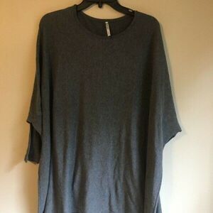 Tree Belle grey loose fitted top L